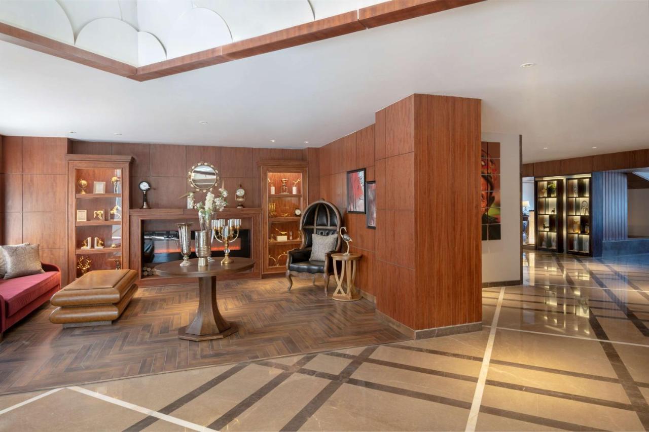 ホテル Radisson Kufri シムラー エクステリア 写真